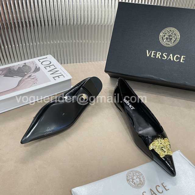 Versace 21s runway