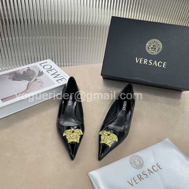 Versace 21s runway