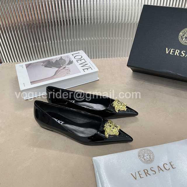 Versace 21s runway