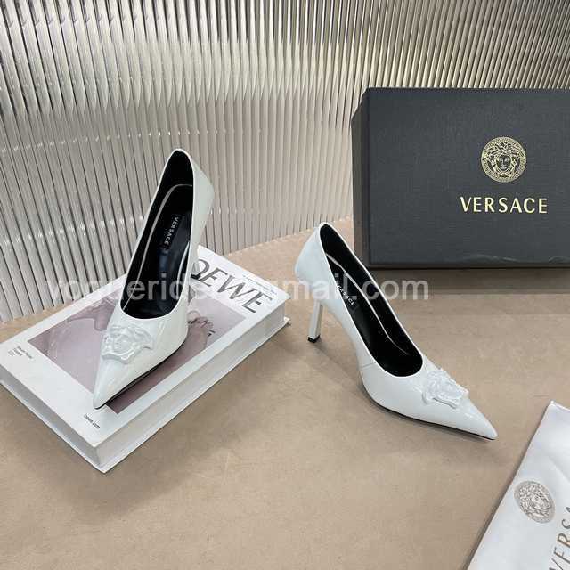 Versace 21s runway Versace 21s runway