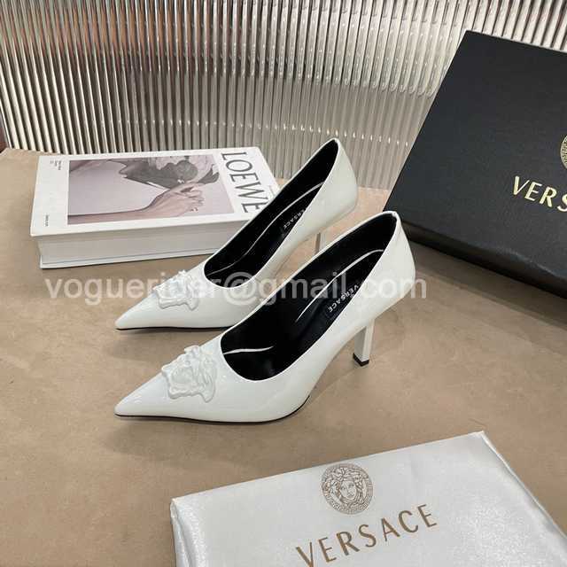 Versace 21s runway Versace 21s runway