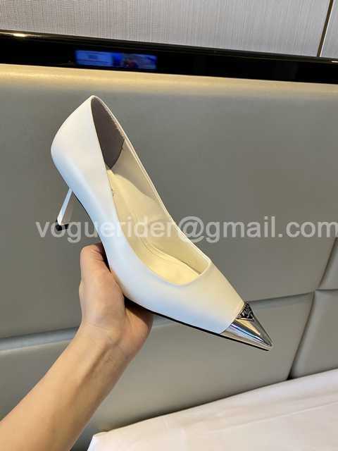 Prada 2022 runway Prada 2022 runway