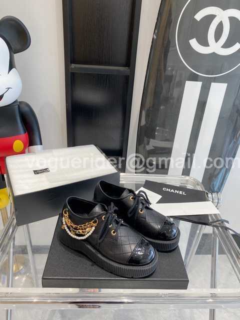 Chanel chain flatform