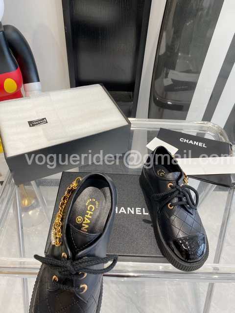 Chanel chain flatform