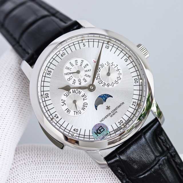 Les Cabinotiers 6610C 42