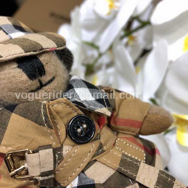 KC10018 Bear KC10018 Bear