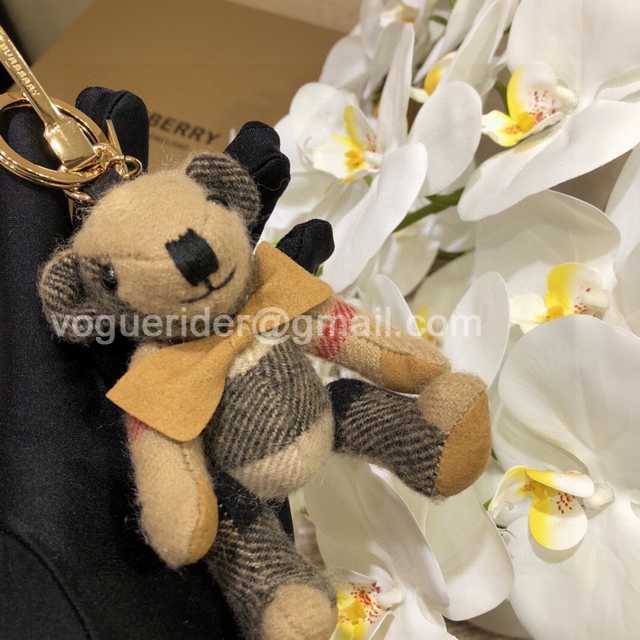 KC10020 Bear KC10020 Bear