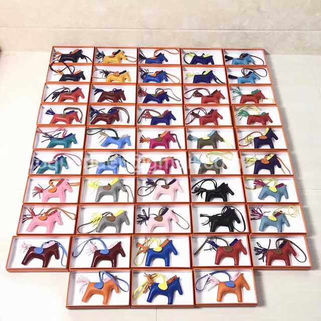 KC10048 Hermes Lambskin Pendant KC10048 Hermes Lambskin Pendant