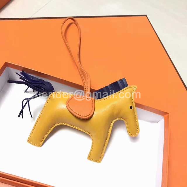 KC10048 Hermes Lambskin Pendant KC10048 Hermes Lambskin Pendant