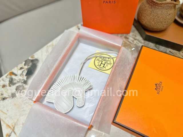 KC10050 Hermes Lambskin Pendant KC10050 Hermes Lambskin Pendant