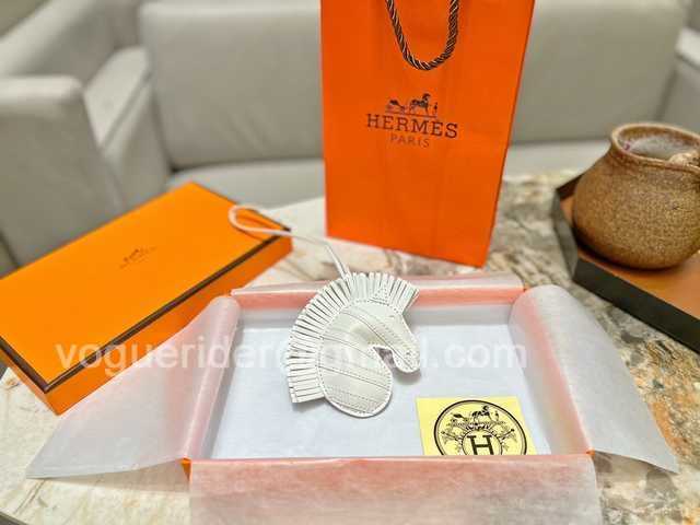 KC10050 Hermes Lambskin Pendant KC10050 Hermes Lambskin Pendant