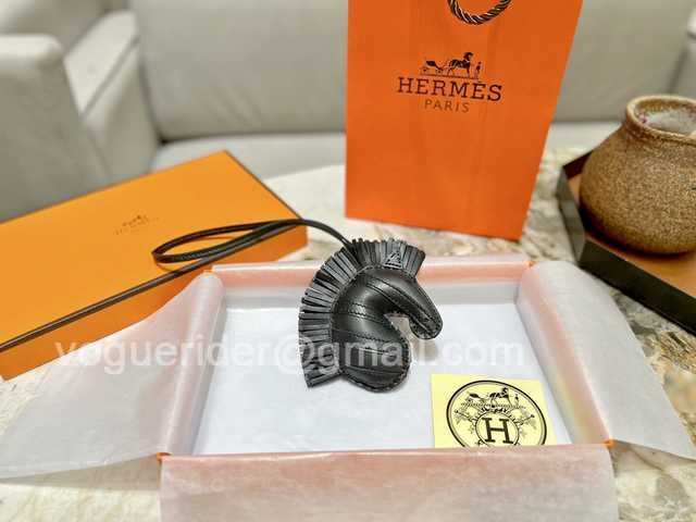 KC10050 Hermes Lambskin Pendant KC10050 Hermes Lambskin Pendant