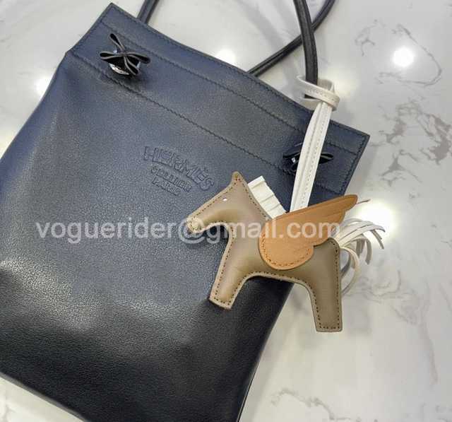 KC10051 Hermes Lambskin Pendant KC10051 Hermes Lambskin Pendant