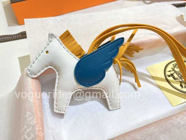 KC10051 Hermes Lambskin Pendant KC10051 Hermes Lambskin Pendant