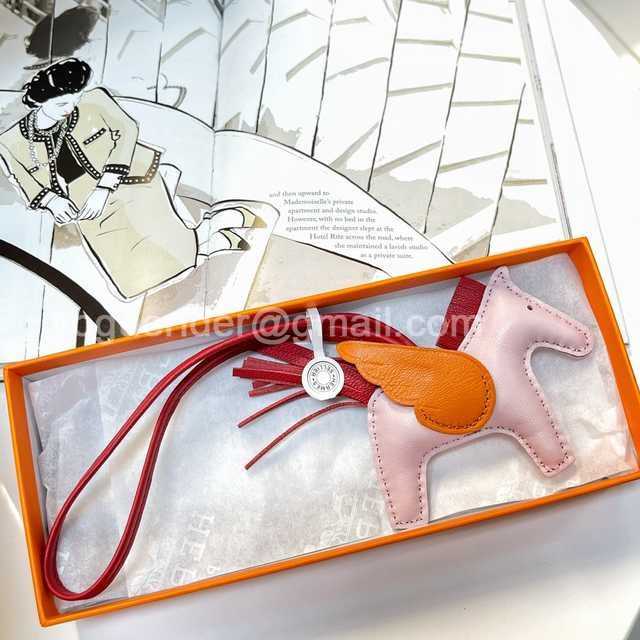 KC10051 Hermes Lambskin Pendant KC10051 Hermes Lambskin Pendant