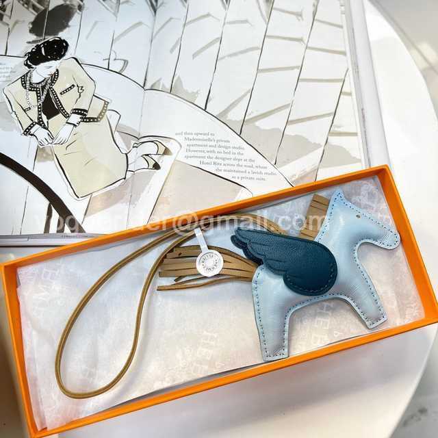 KC10051 Hermes Lambskin Pendant KC10051 Hermes Lambskin Pendant