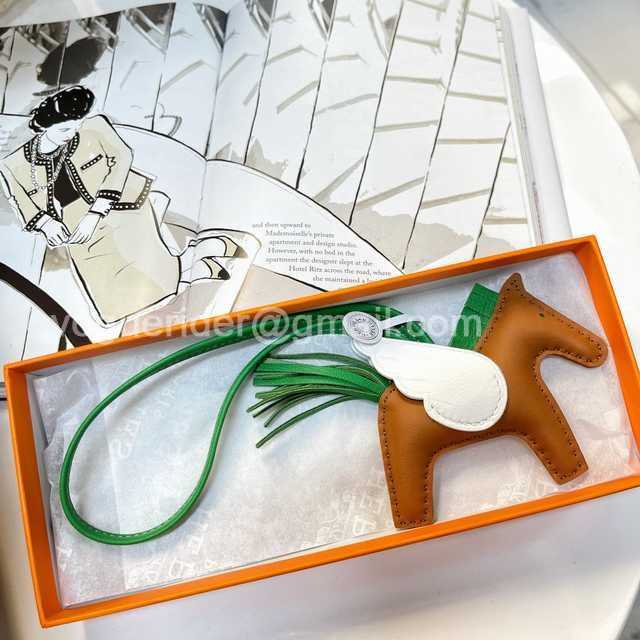 KC10051 Hermes Lambskin Pendant KC10051 Hermes Lambskin Pendant