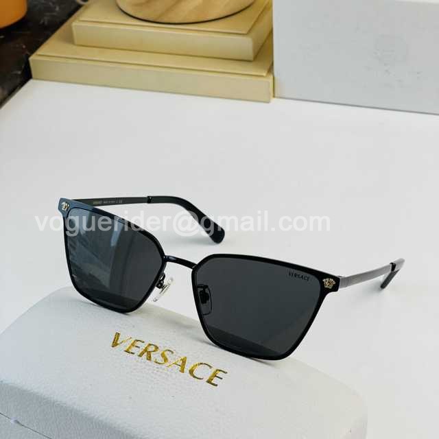 VE1275 Versace