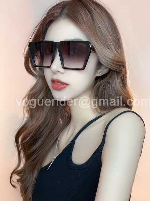 FF9044 Fendi FF9044 Fendi