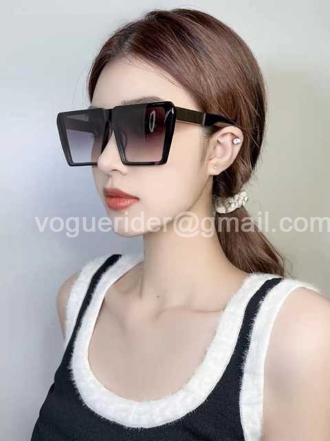 FF9044 Fendi FF9044 Fendi