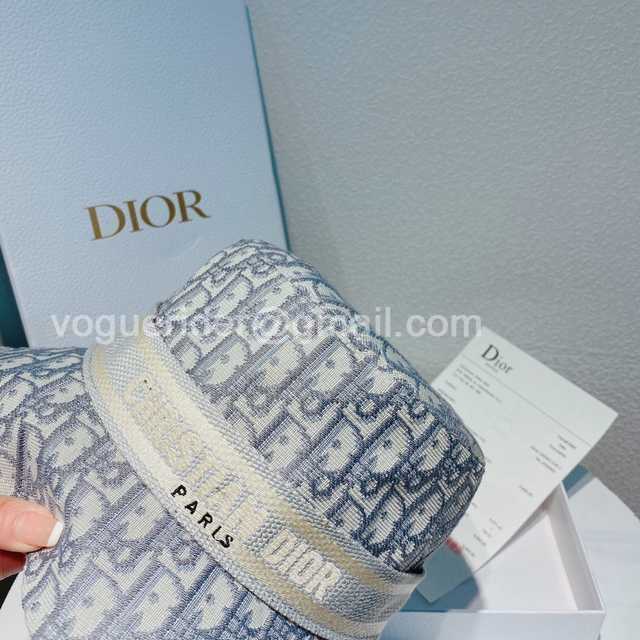 CA10042 Dior