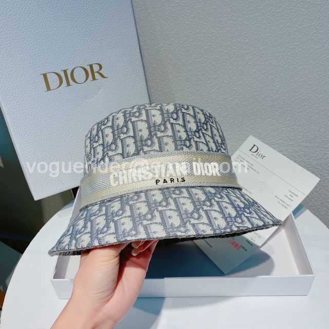 CA10042 Dior