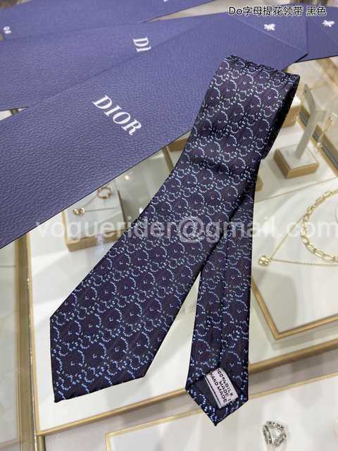TE10008 Dior