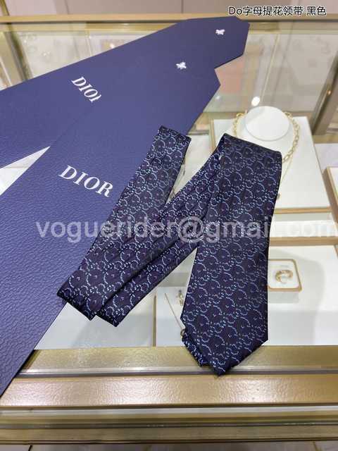 TE10008 Dior