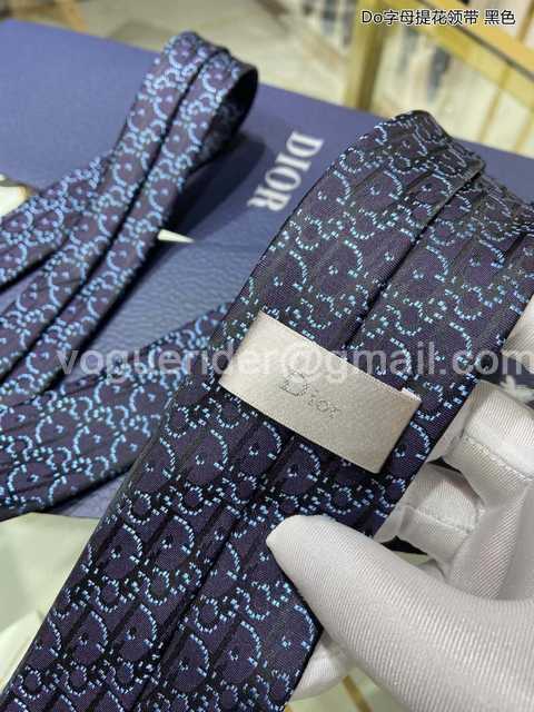 TE10008 Dior