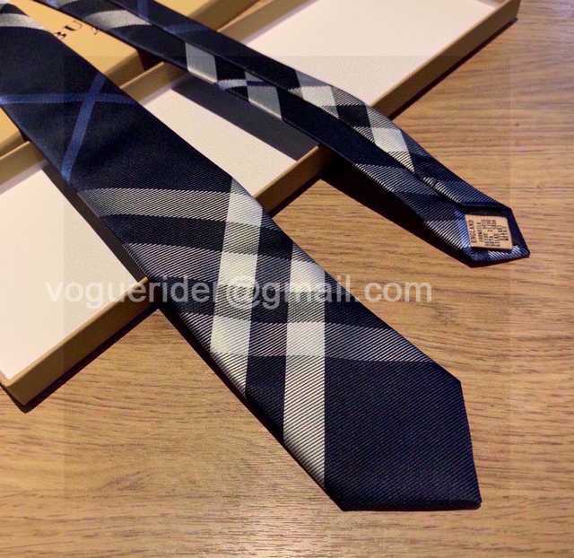 TE10014 Burberry TE10014 Burberry