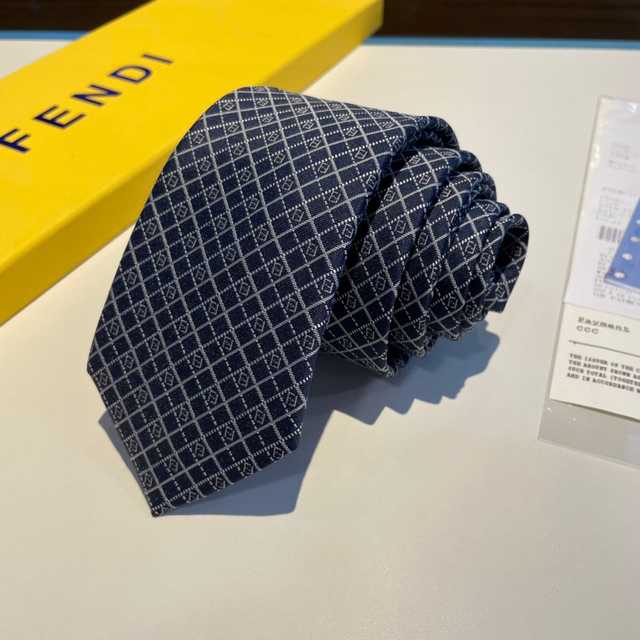 TE10027 Fendi