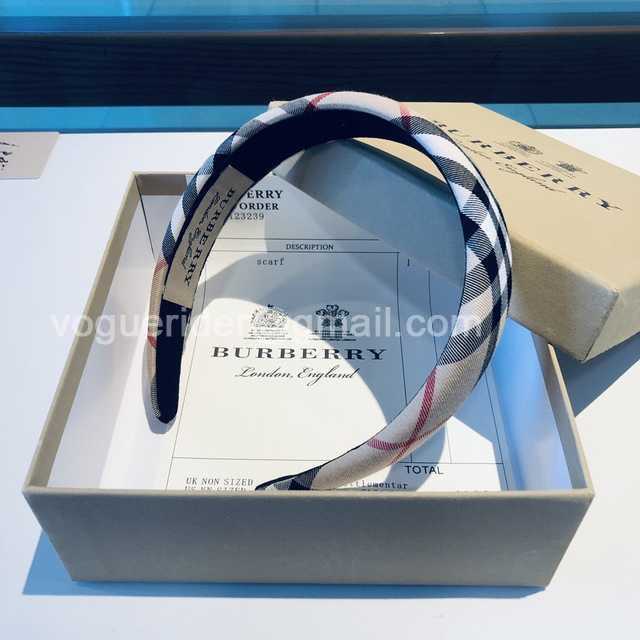 HH10033 Burberry