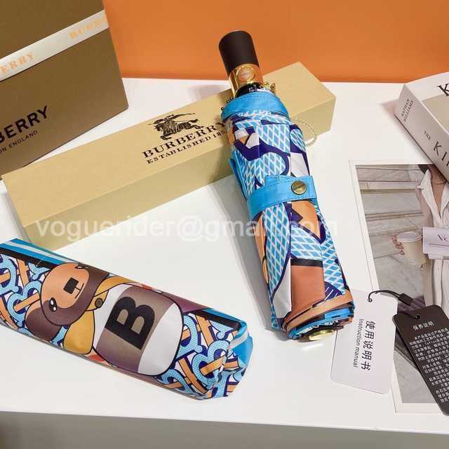 UM10015 Burberry
