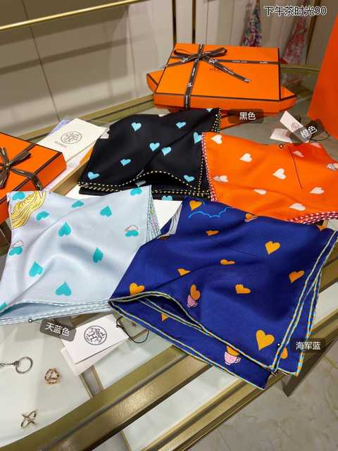 AR10038 Hermes