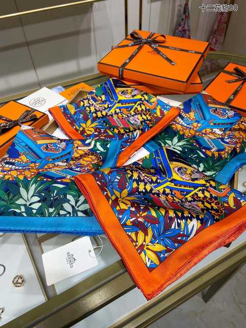 AR10039 Hermes