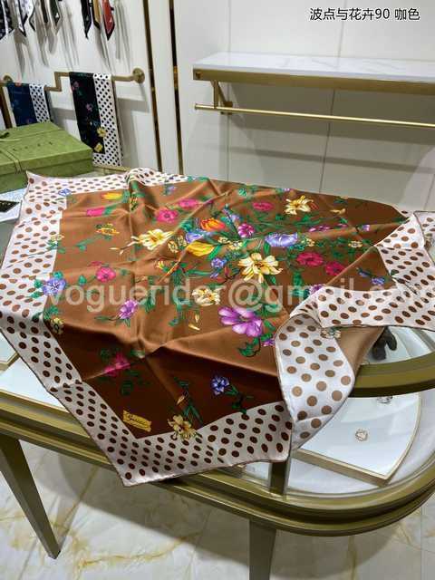 AR10050 Gucci AR10050 Gucci