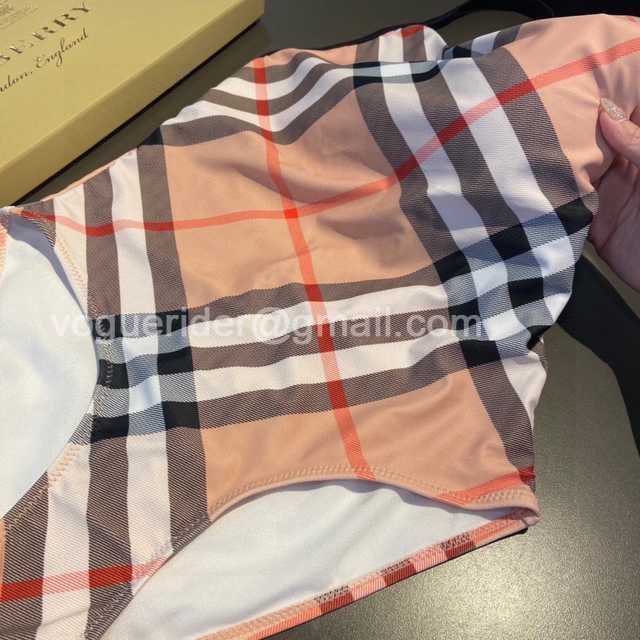 WE10006 Burberry WE10006 Burberry