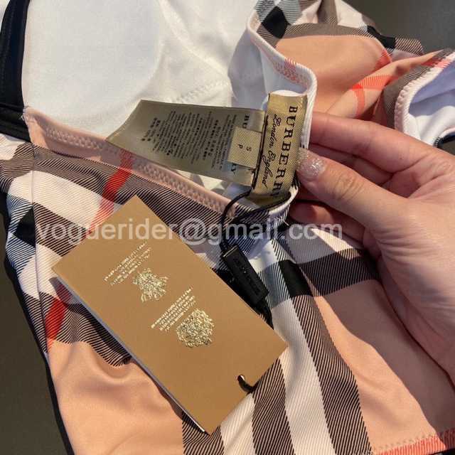 WE10006 Burberry WE10006 Burberry