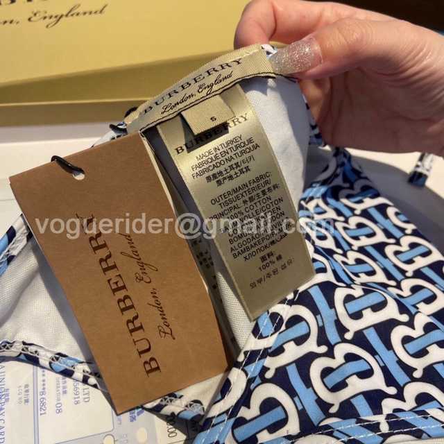 WE10027 Burberry WE10027 Burberry