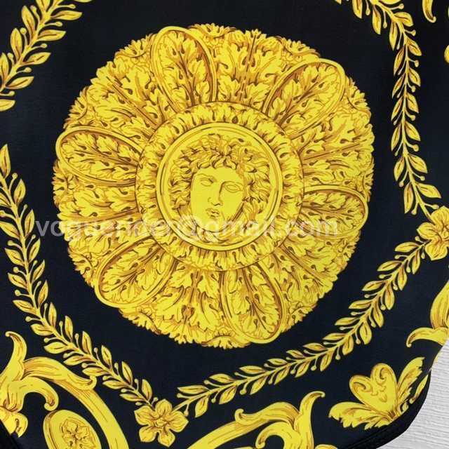WE10039 Versace WE10039 Versace