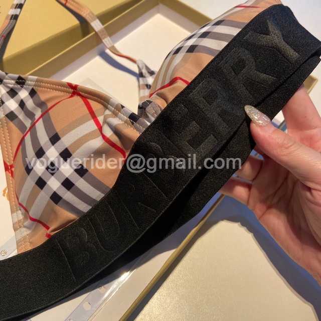 WE10045 Burberry WE10045 Burberry