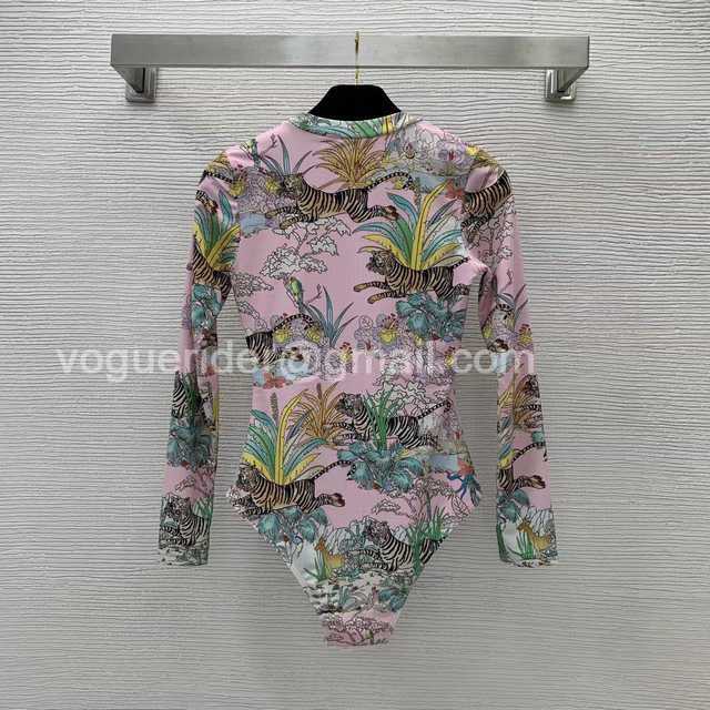 WE10048 Gucci WE10048 Gucci