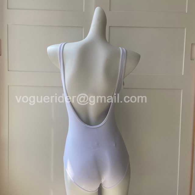 WE10049 Gucci WE10049 Gucci