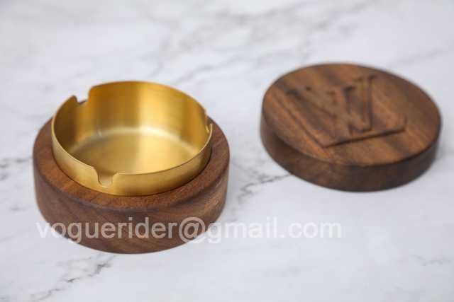 DE10004 LV ashtray DE10004 LV ashtray