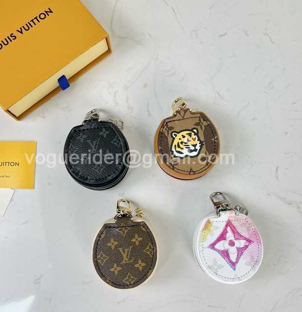 DE10007 LV Earphone Bag