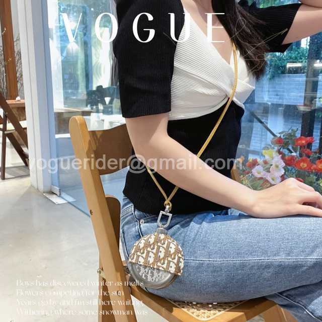 DE10010 Dior Small wine pot