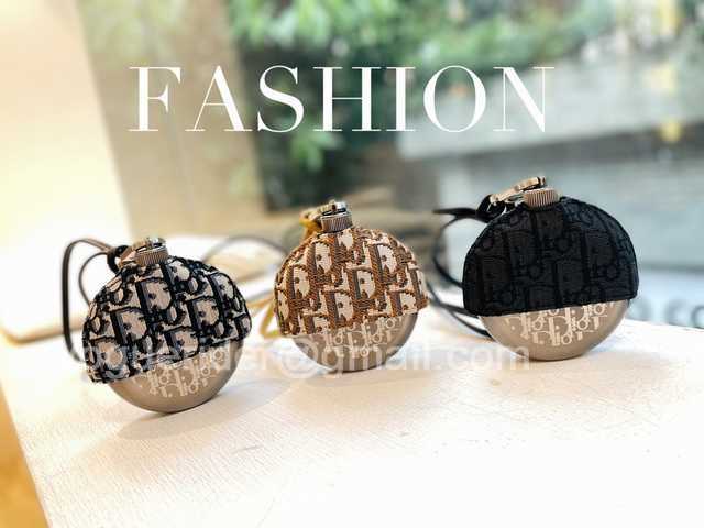 DE10010 Dior Small wine pot