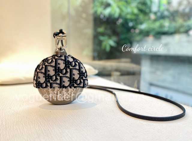 DE10010 Dior Small wine pot