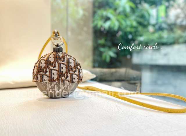 DE10010 Dior Small wine pot