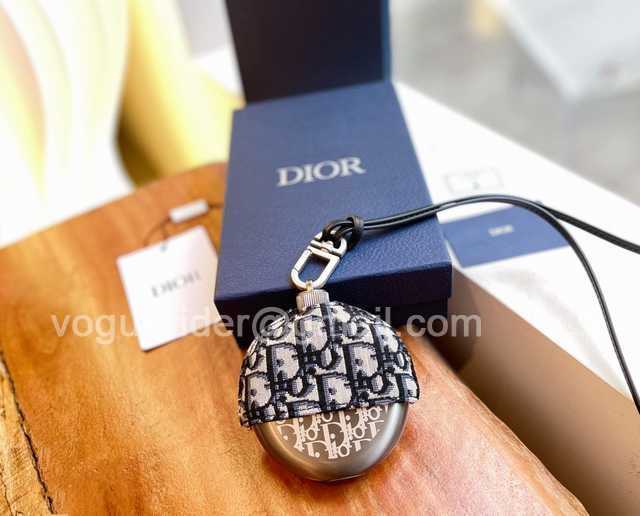 DE10010 Dior Small wine pot